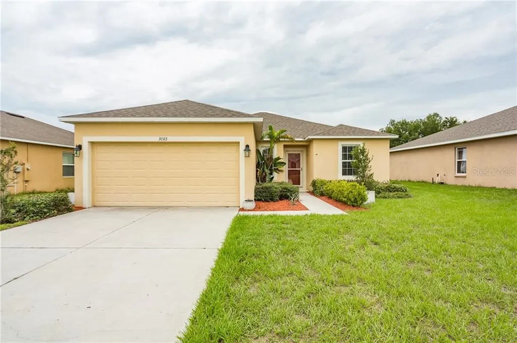 3085 Brenton Manor Loop Winter Haven FL 33881