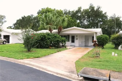 9392 141st Street Seminole FL 33776