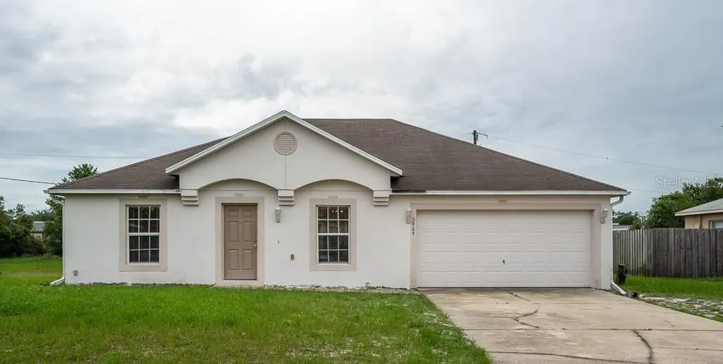 2909 W Huron Drive Deltona FL 32738