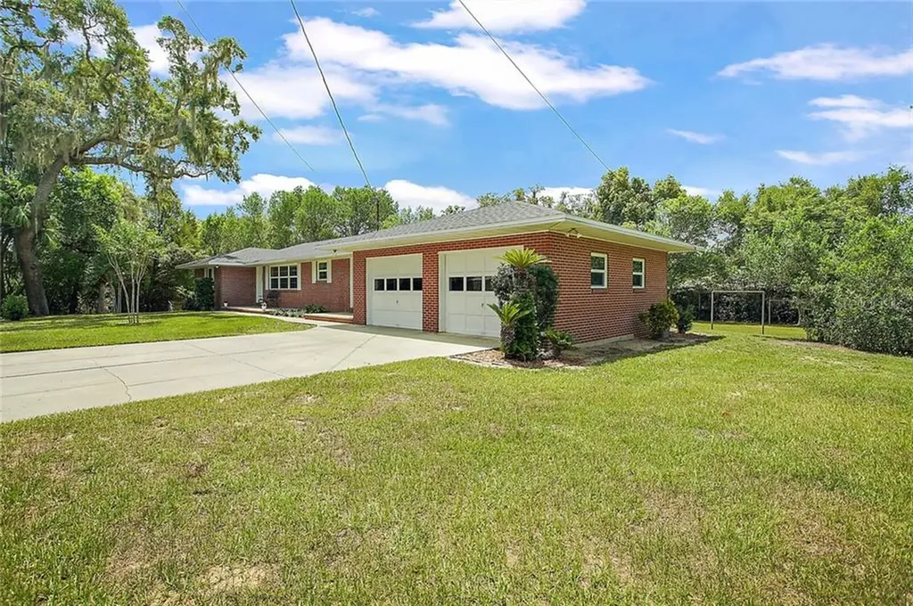 1700 Lindale Avenue Eustis FL 32726