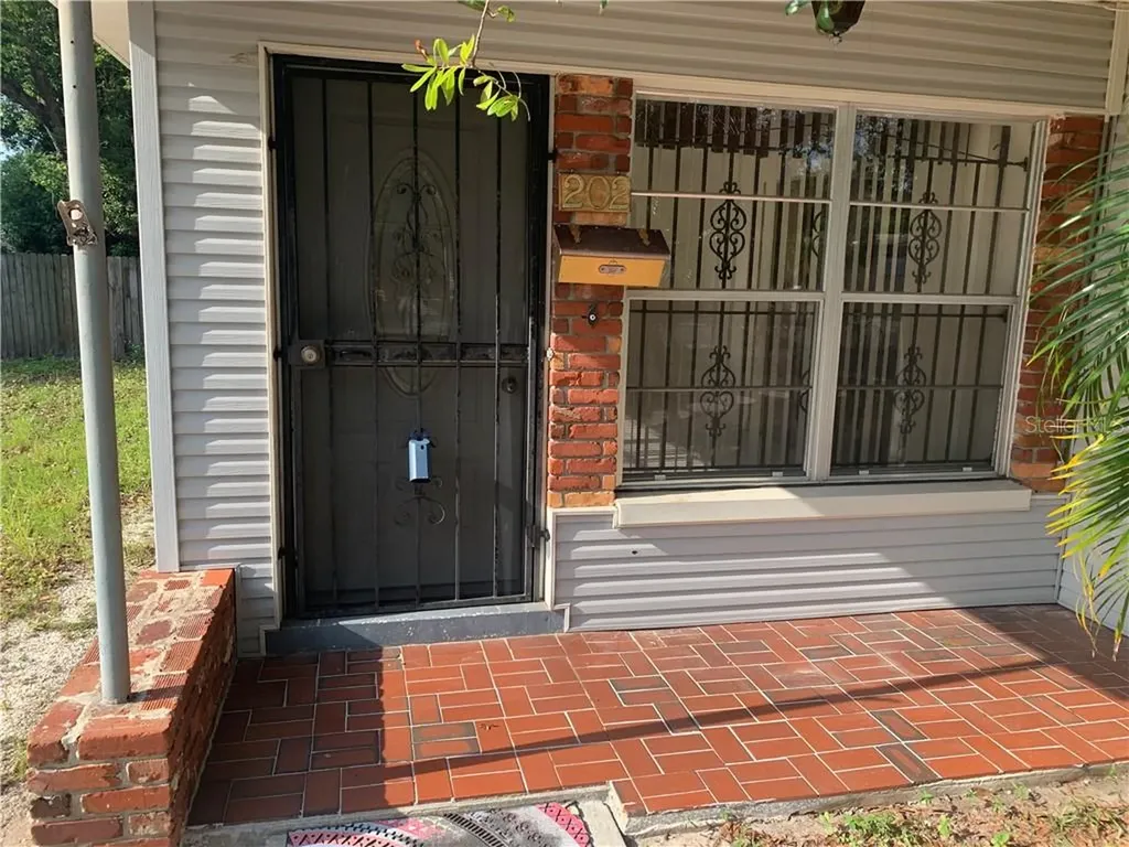 202 W 108th Avenue Tampa FL 33612