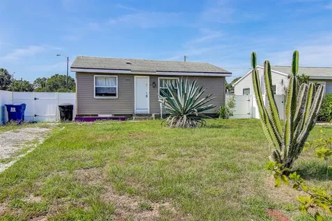 4928 36th Avenue N St Petersburg FL 33710