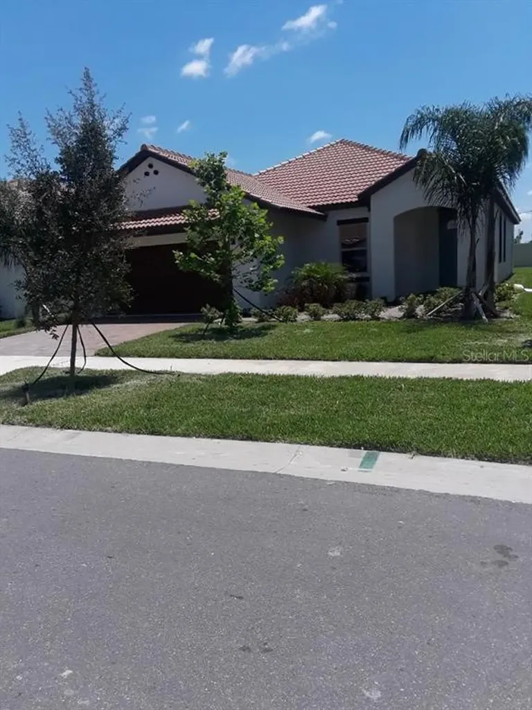 16826 Whisper Elm Street Wimauma FL 33598