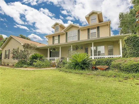 8955 Silver Lake Drive Leesburg FL 34788