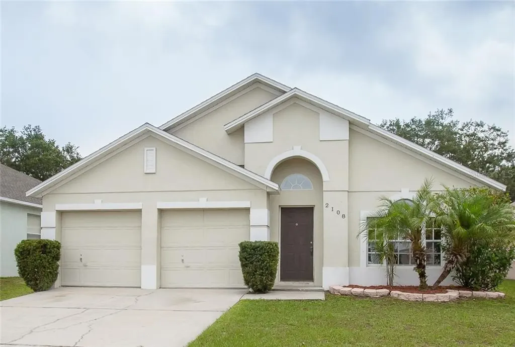 2108 Mallard Creek Circle Kissimmee FL 34743