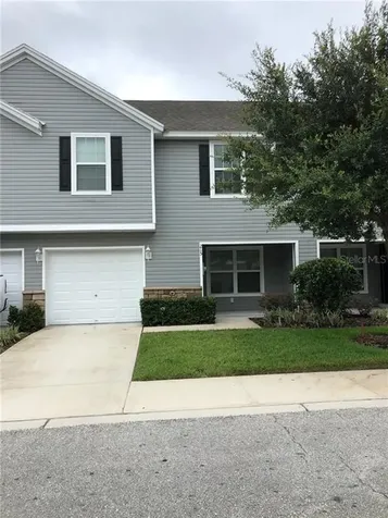 215 Woodknoll Place Valrico FL 33594