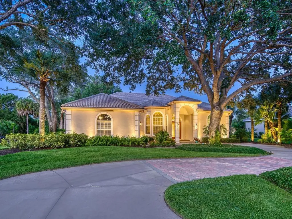 19 N Cayman Isles Boulevard Englewood FL 34223