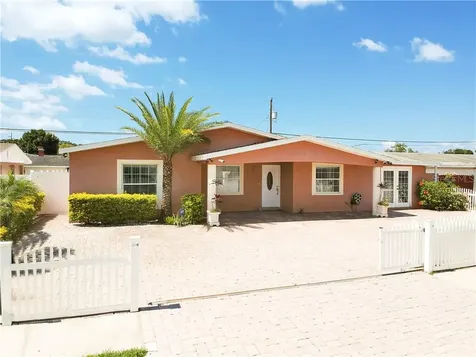 4406 W Hiawatha Street Tampa FL 33614