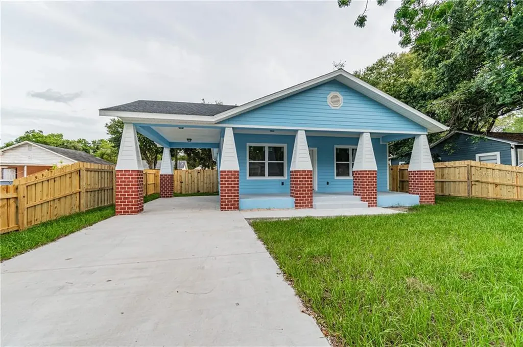 1307 E Cayuga Street Tampa FL 33603