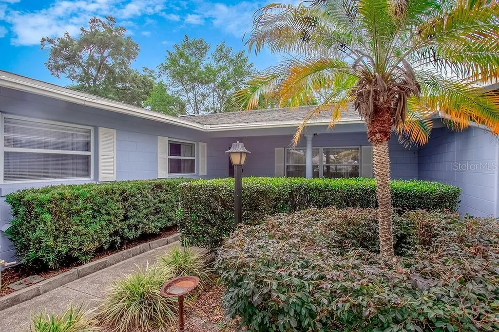 576 Parkdale Court Deland FL 32724