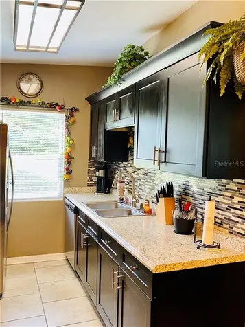6201 Dahlia Drive Orlando FL 32807