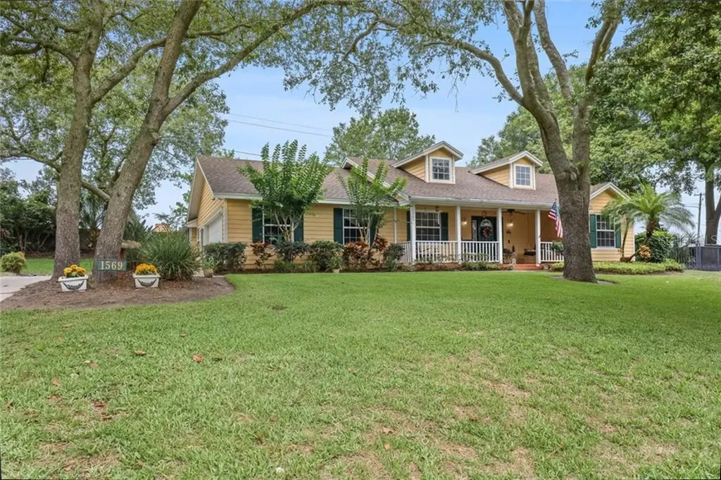 1569 Dess Drive Orlando FL 32818