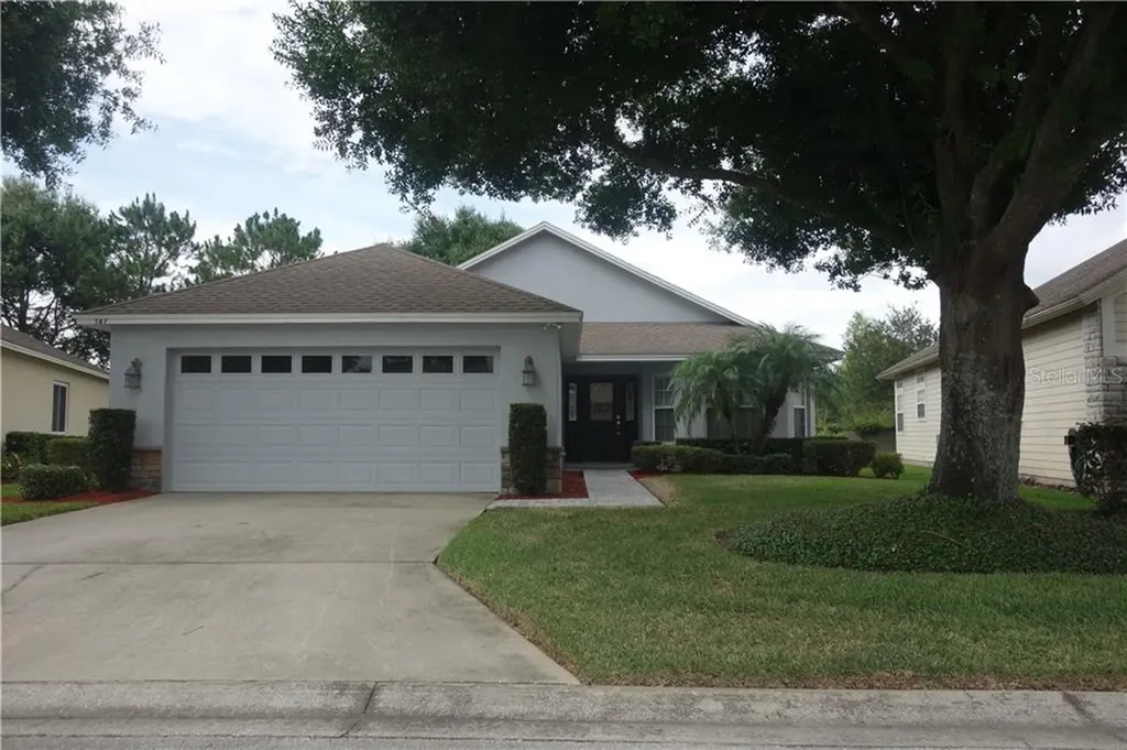 747 Lake Clark Court Lakeland FL 33813