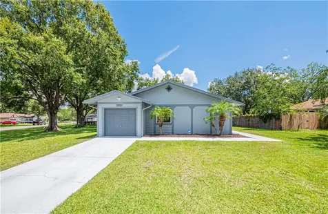 1302 Periwinkle Court Lakeland FL 33811