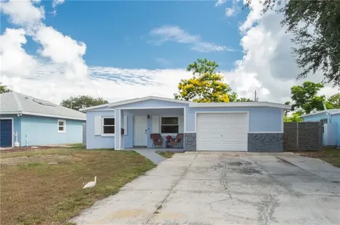 4627 26th Avenue N St Petersburg FL 33713