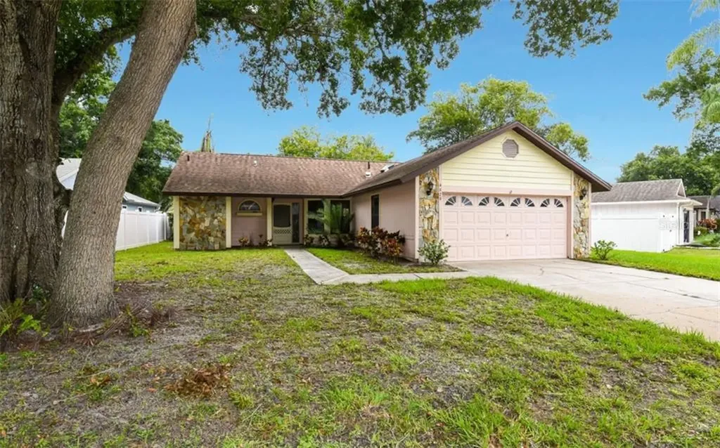 4929 81st Avenue Terrace E Sarasota FL 34243