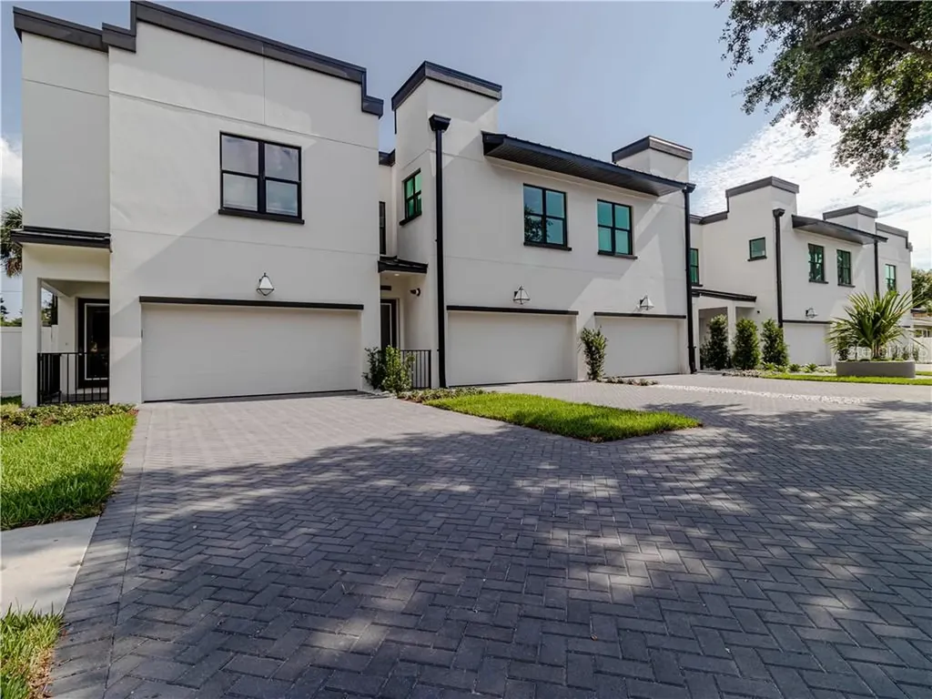 4210 W North A Street Tampa FL 33609