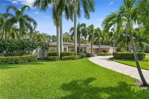 200 Miramar Boulevard NE St Petersburg FL 33704
