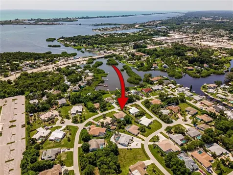 1024 Bay Harbor Drive Englewood FL 34224