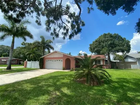 2347 39th Avenue N St Petersburg FL 33714