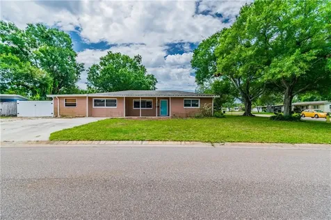 450 Dawson Avenue NE St Petersburg FL 33703