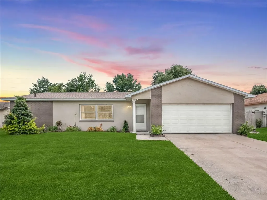 613 Grovewood Avenue Sanford FL 32773