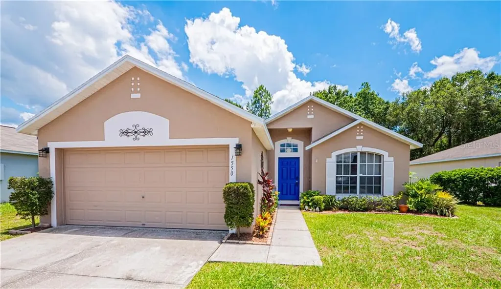 1550 Country Chase Street Lakeland FL 33810