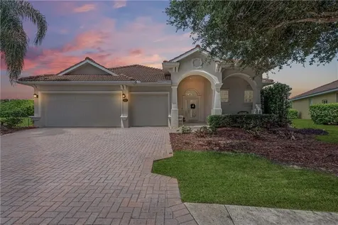 531 Grand Preserve Cove Bradenton FL 34212