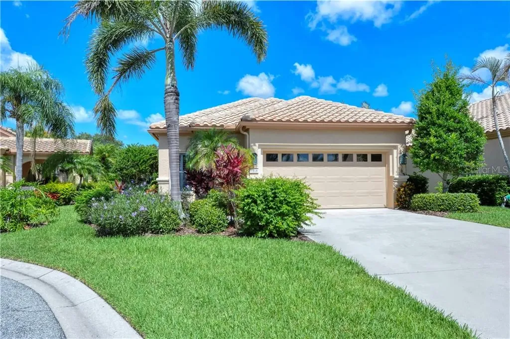 7118 La Ronda Court Sarasota FL 34238