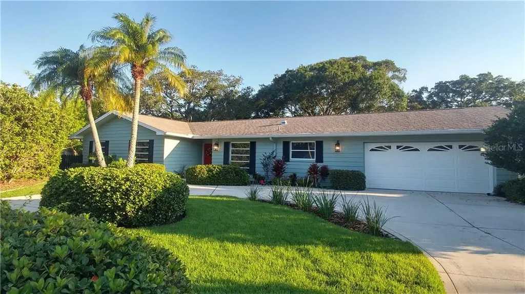 1240 Harbor Lake Drive Largo FL 33770