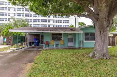 6741 Hibiscus Avenue S South Pasadena FL 33707