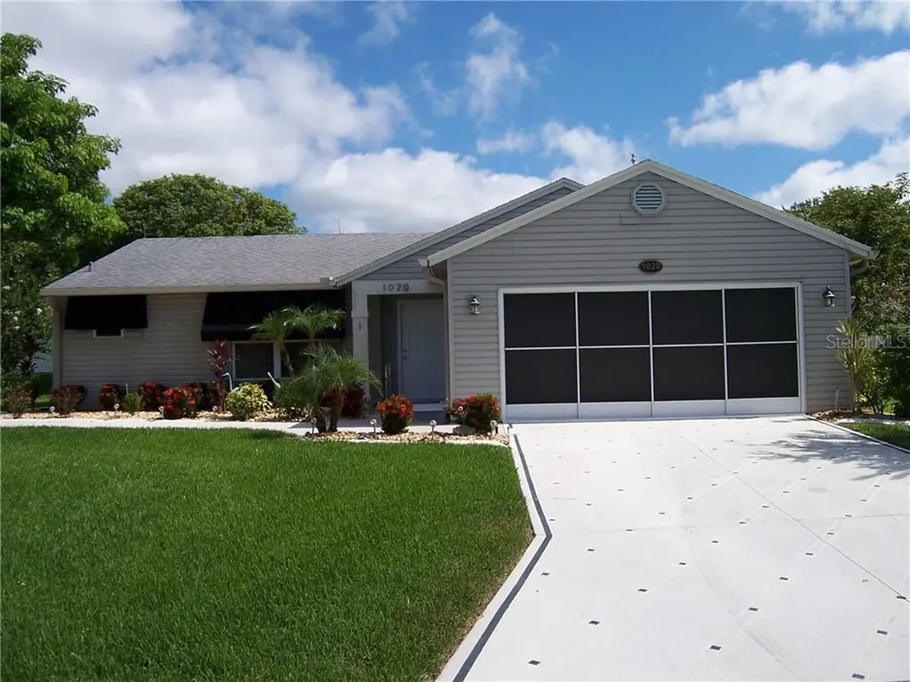 1020 Canary Circle N Lakeland FL 33809