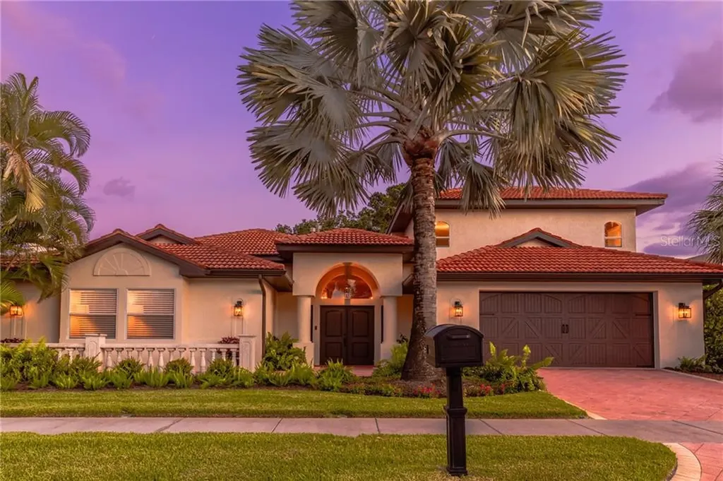 8096 Elisabeth Lane Seminole FL 33777