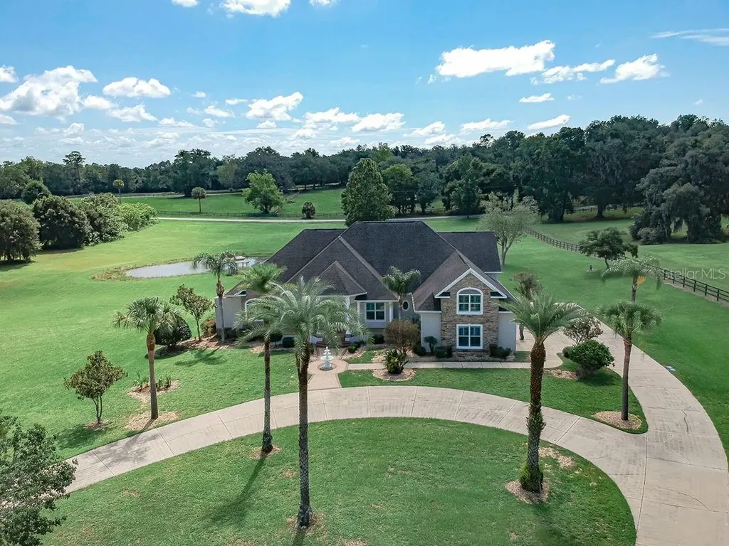 8225 SE 15th Court Ocala FL 34480