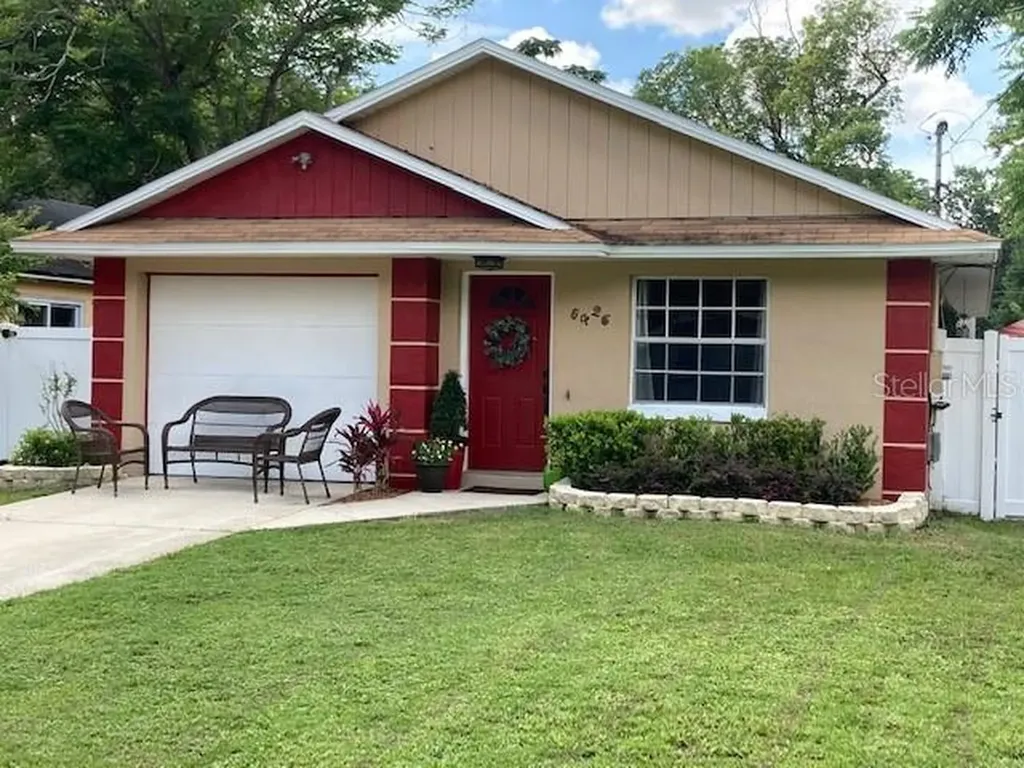 5426 Brownell Street Orlando FL 32810