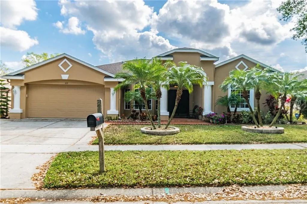 319 Country Vineyard Drive Valrico FL 33594