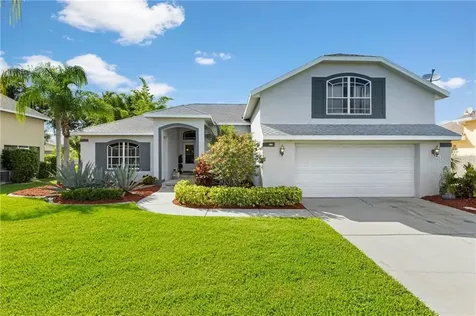 813 Greenview Drive Apollo Beach FL 33572
