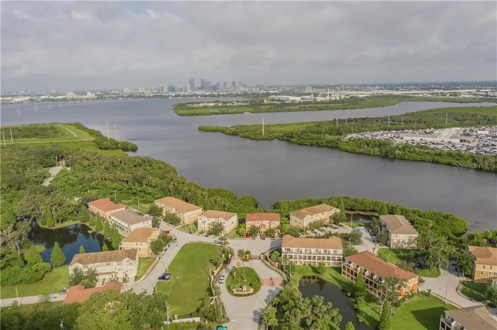 4776 Tuscan Loon Drive Tampa FL 33619