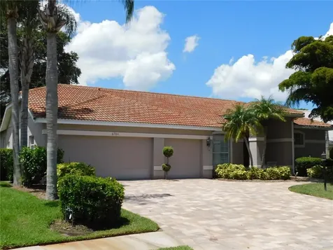 6704 Drewrys Bluff Bradenton FL 34203
