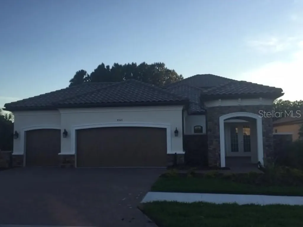8521 Grand Alberato Road Tampa FL 33647