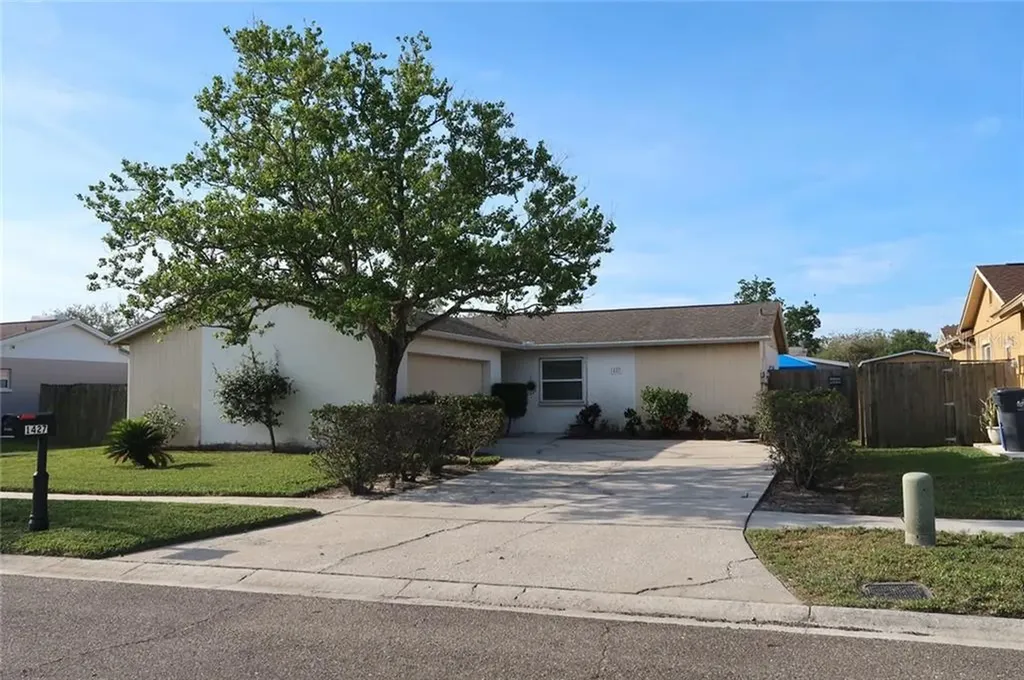 1427 Foxboro Drive Brandon FL 33511