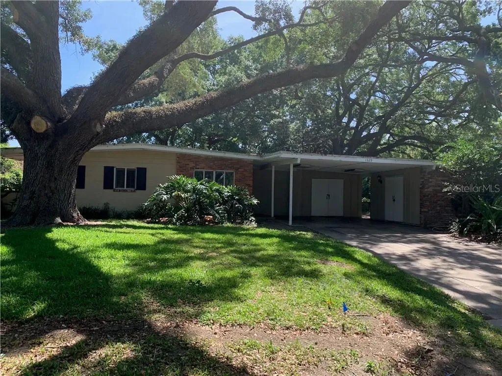 1329 Canberra Avenue Orlando FL 32806