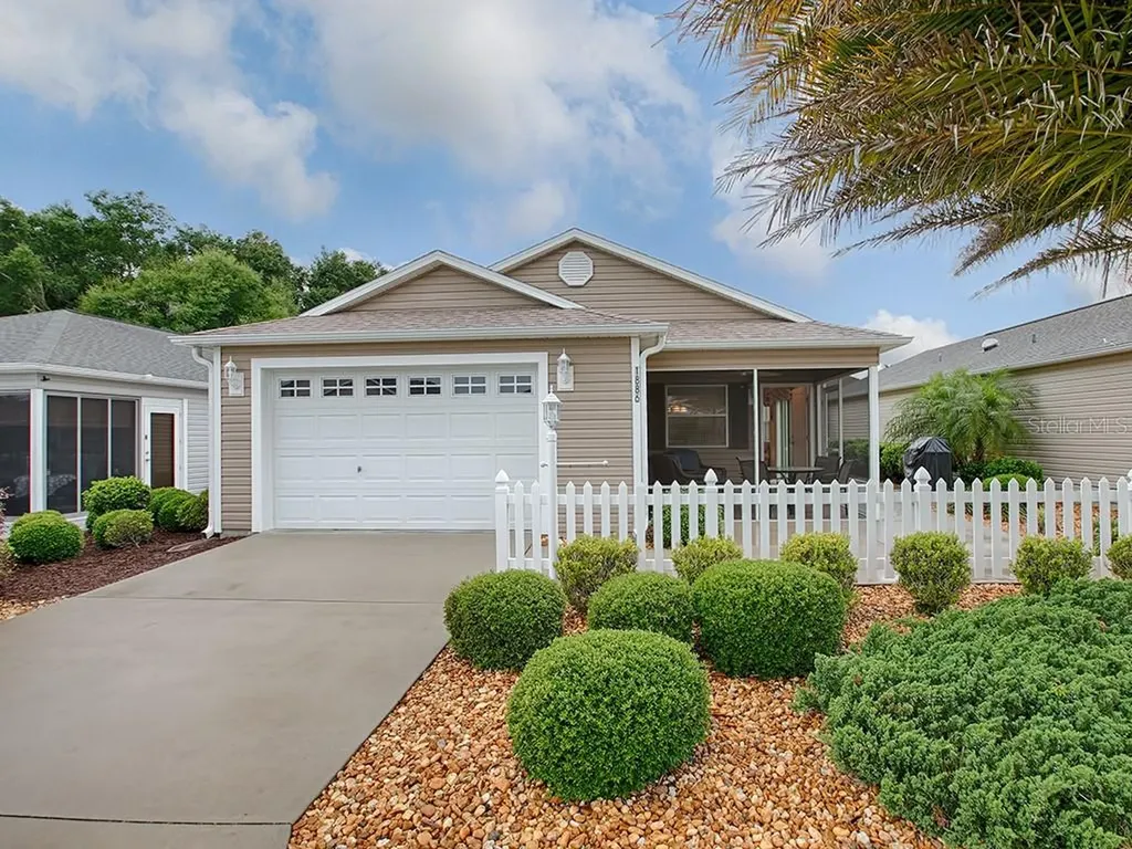 1886 Pengrove Pass Court The Villages FL 32162