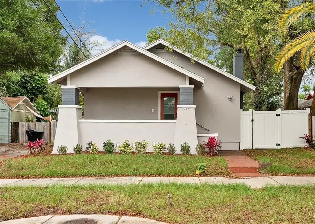 1715 12th Street N St Petersburg FL 33704