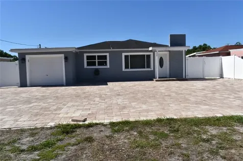 2532 W Hiawatha Street Tampa FL 33614