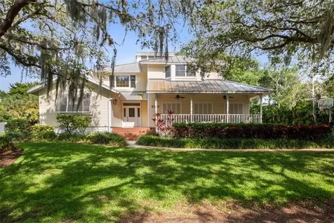 8859 Fishermens Bay Drive Sarasota FL 34231