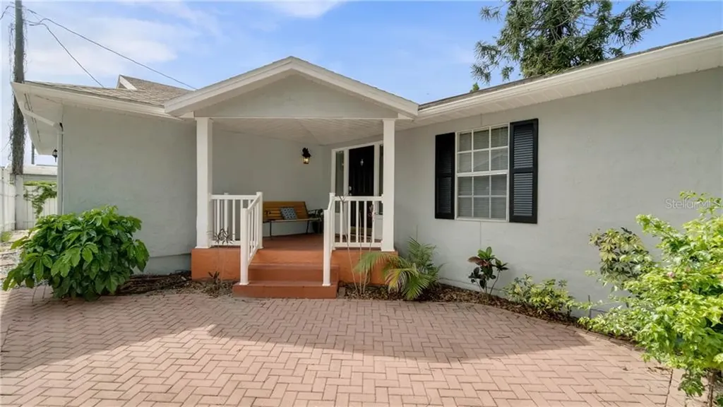 225 W Illiana Street Orlando FL 32806