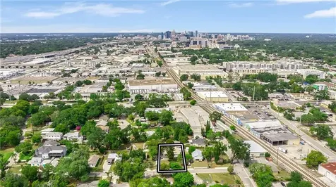 225 W Illiana Street Orlando FL 32806