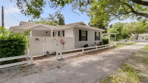 225 W Illiana Street Orlando FL 32806
