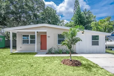 921 13th Avenue NW Largo FL 33770